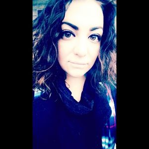 Meet your Posher, Lee